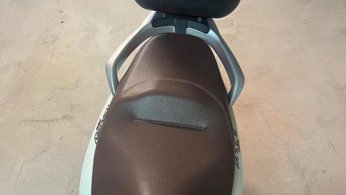 Piaggio Medley 125 ABS (2016 - 19)  (2)