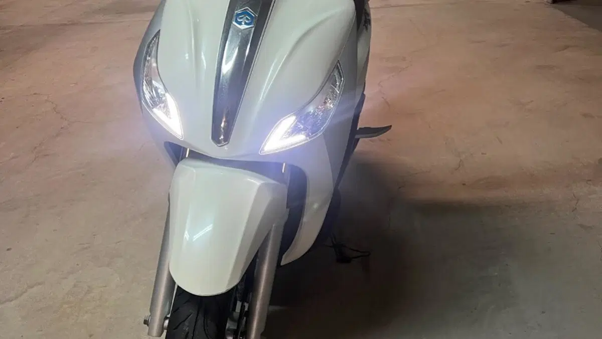 Piaggio Medley 125 ABS (2016 - 19)  (7)