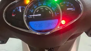 Piaggio Medley 125 ABS (2016 - 19)  (8)