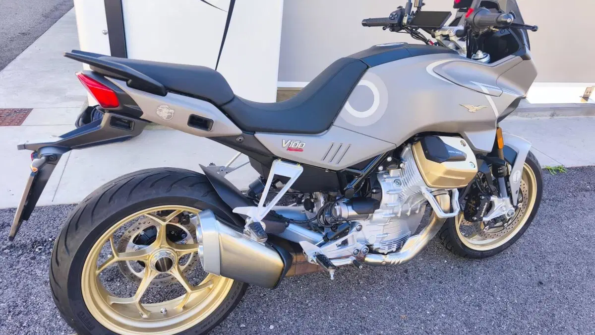 Moto Guzzi V100 Mandello Aviazione Navale (2023 - 24)  (4)