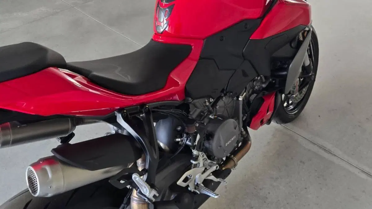 Ducati Streetfighter V2 (2025 - 26)  (4)