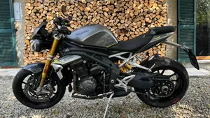 Triumph Speed Triple 1200 RS (2021 - 24)  (5)