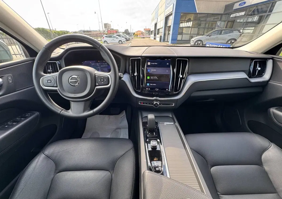 Volvo XC60 B4 (d) AWD Geartronic Momentum (15)