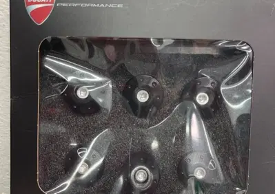 KIT TAPPI TELAIO PER DUCATI MONSTER - Annuncio 10128896