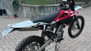 Husqvarna TE 250 (2011)  (4)