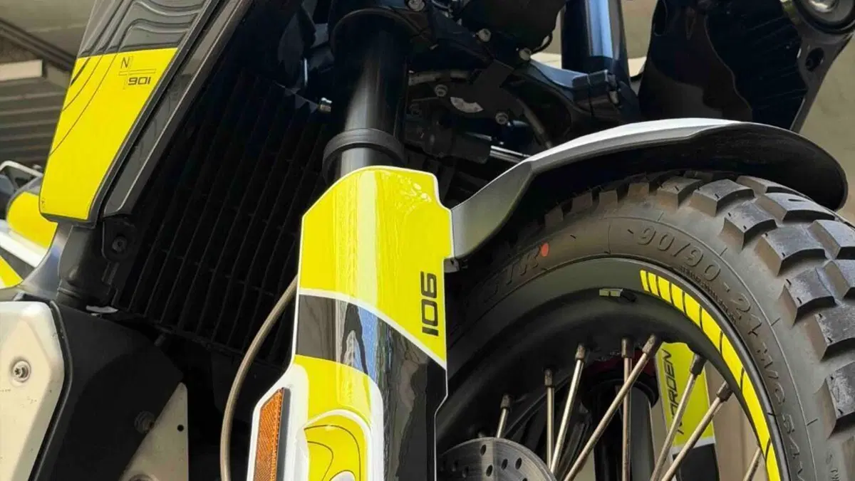 Husqvarna Norden 901 (2022 - 26)  (3)