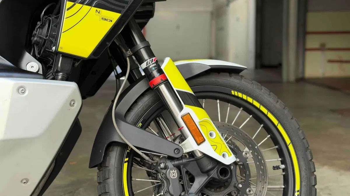 Husqvarna Norden 901 (2022 - 26)  (4)
