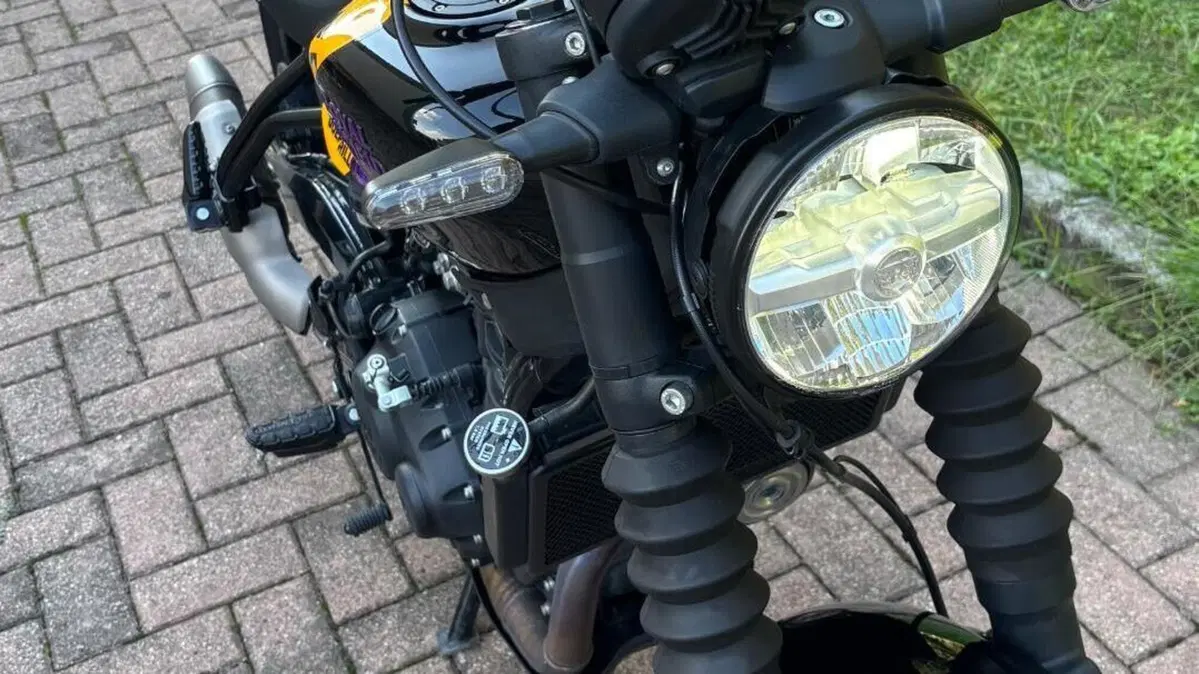 Royal Enfield Guerrilla 450 (2024 - 26)  (6)