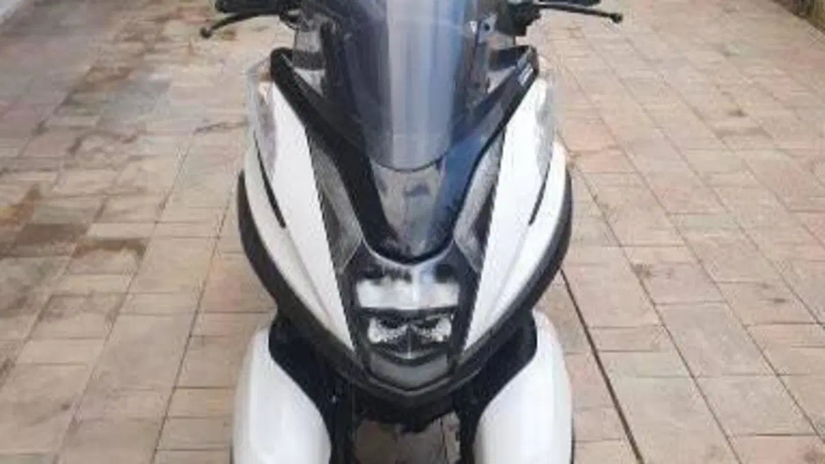 Yamaha Tricity 155 (2017 - 20)  (5)