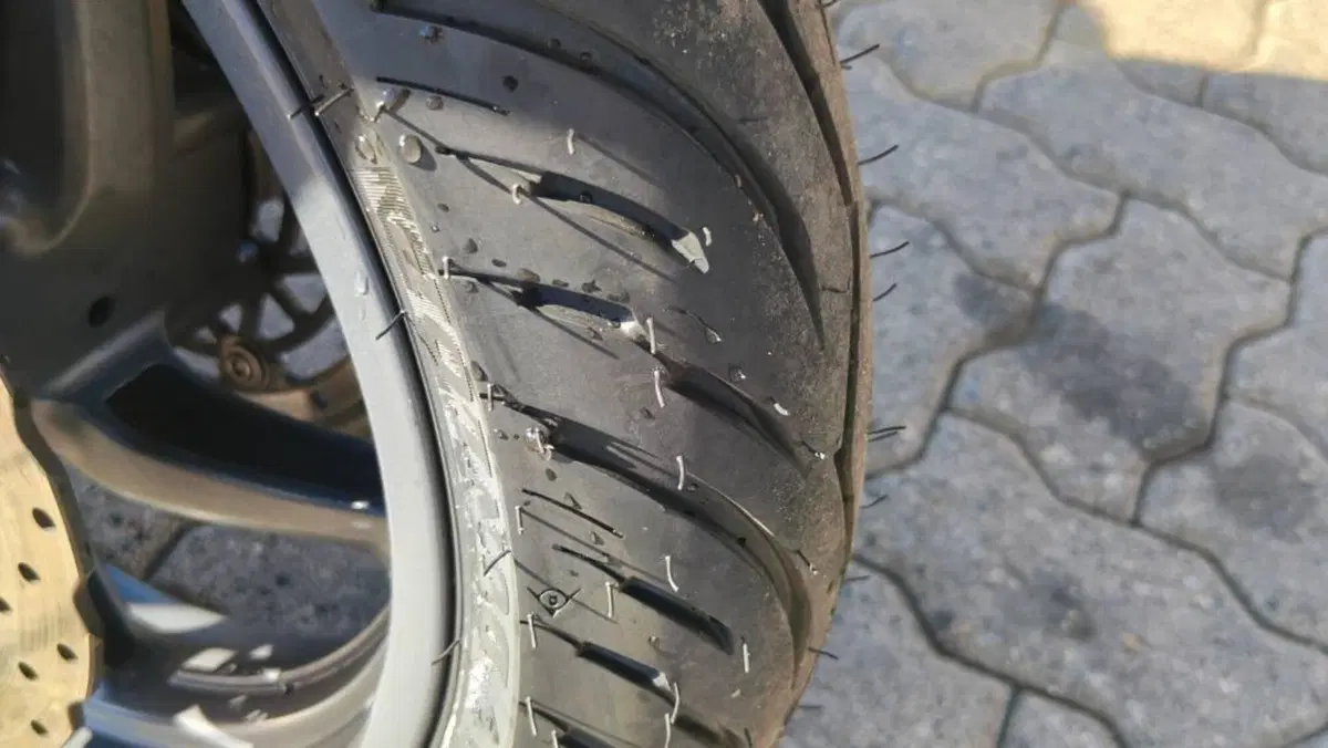 Kymco AK 550 (2017 - 19)  (6)