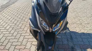 Kymco AK 550 (2017 - 19)  (8)