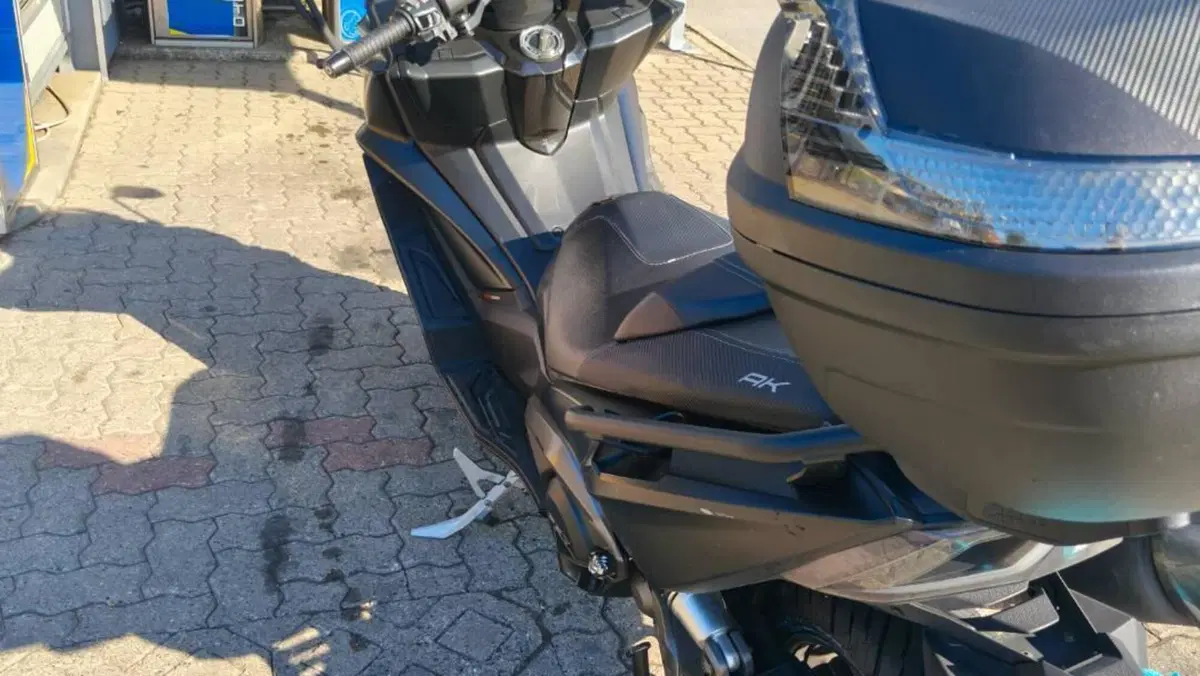 Kymco AK 550 (2017 - 19)  (10)