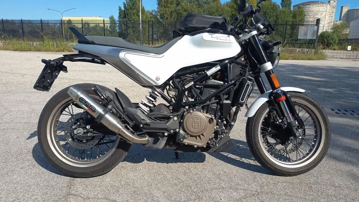 Husqvarna Vitpilen 401 (2021 - 23)  (2)
