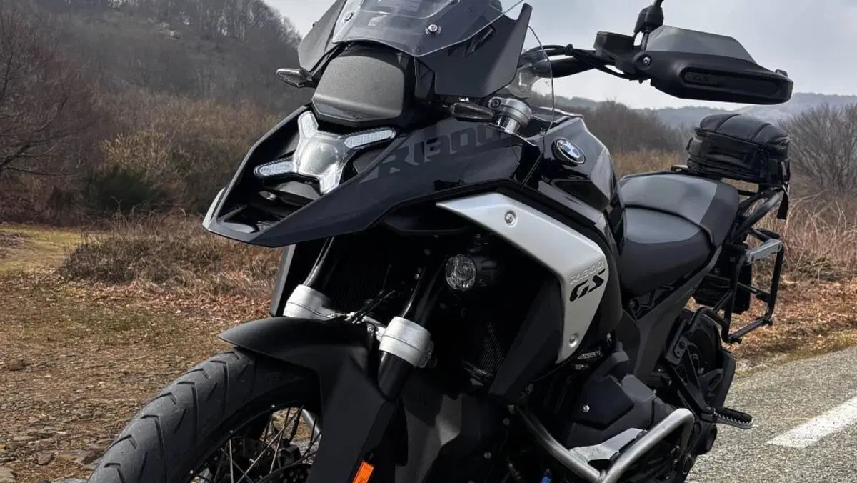 Bmw R 1300 GS Triple Black (2023 - 26)  (2)