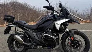 Bmw R 1300 GS Triple Black (2023 - 26)  (3)