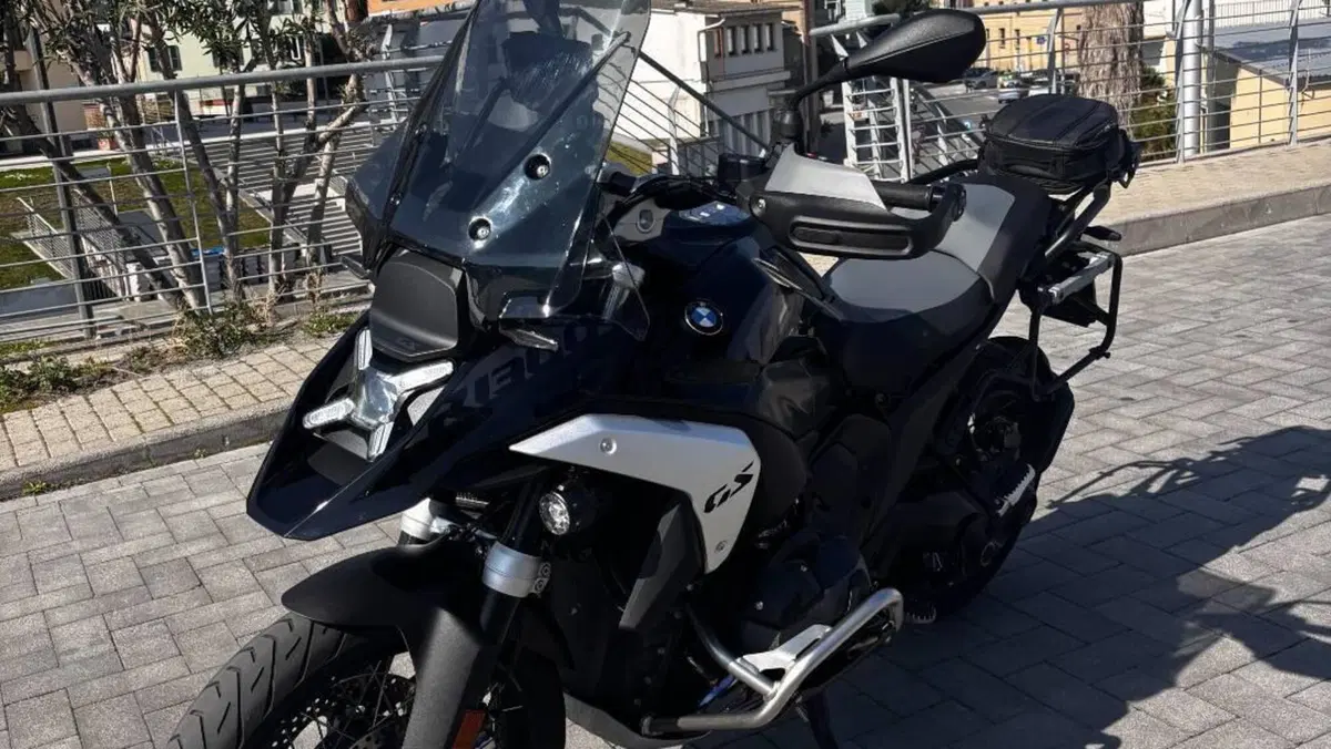 Bmw R 1300 GS Triple Black (2023 - 26)  (8)
