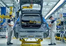 Stellantis in Italia torna a crescere: la produzione punta a quota 450.000 veicoli nel 2026