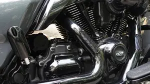 Harley-Davidson 107 Street Glide Special (2017 - 19) - FLHXS  (6)