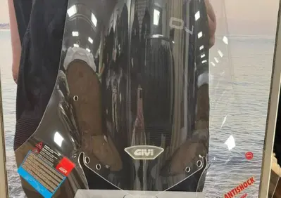 Parabrezza Givi per Kymco People S 50/125/200 - Annuncio 10129105