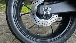 Honda CB 300 R (2022 - 26)  (4)