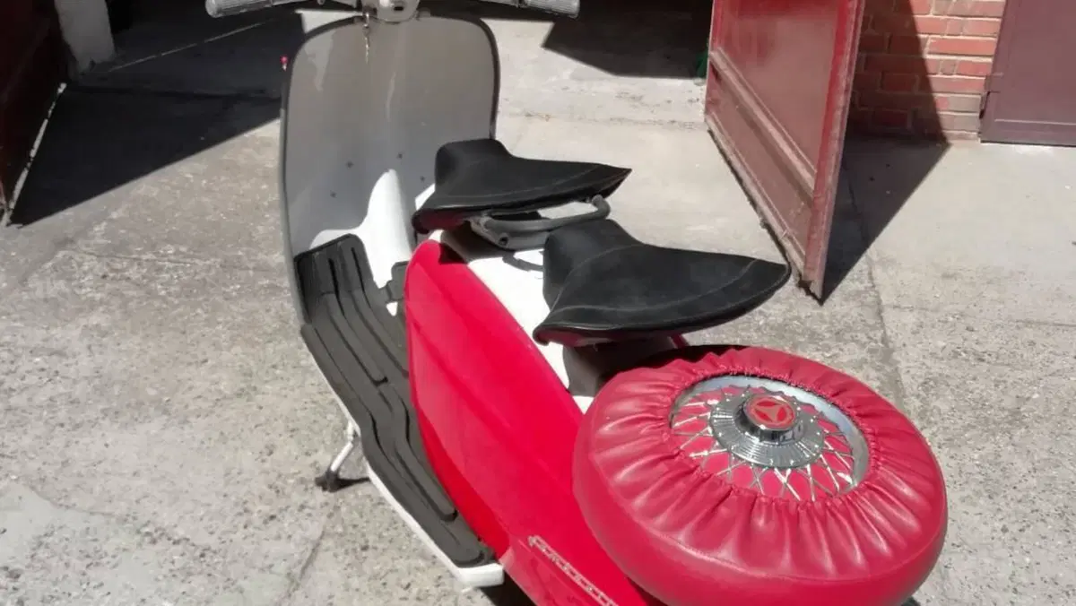 Lambretta   (2)