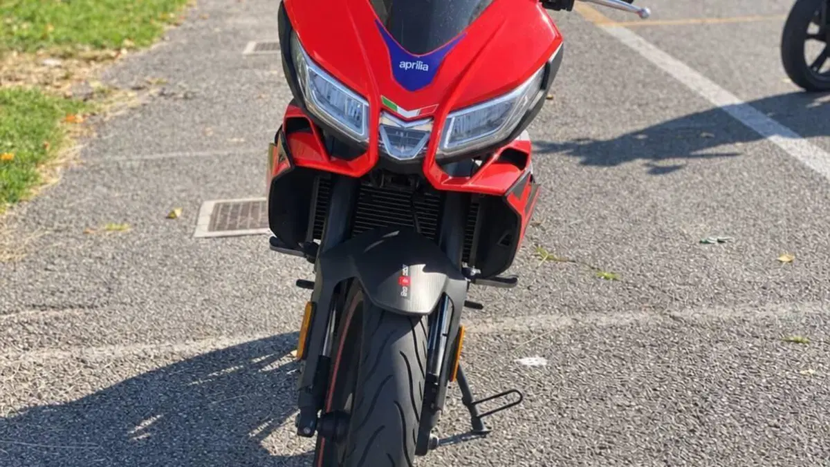 Aprilia Tuono 125 (2021 - 24)  (2)