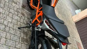 KTM 690 Duke (2012 - 16)  (2)