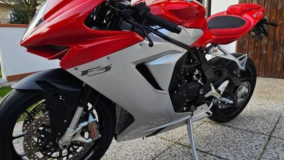 MV Agusta F3 800 EAS ABS (2013 - 17)  (2)