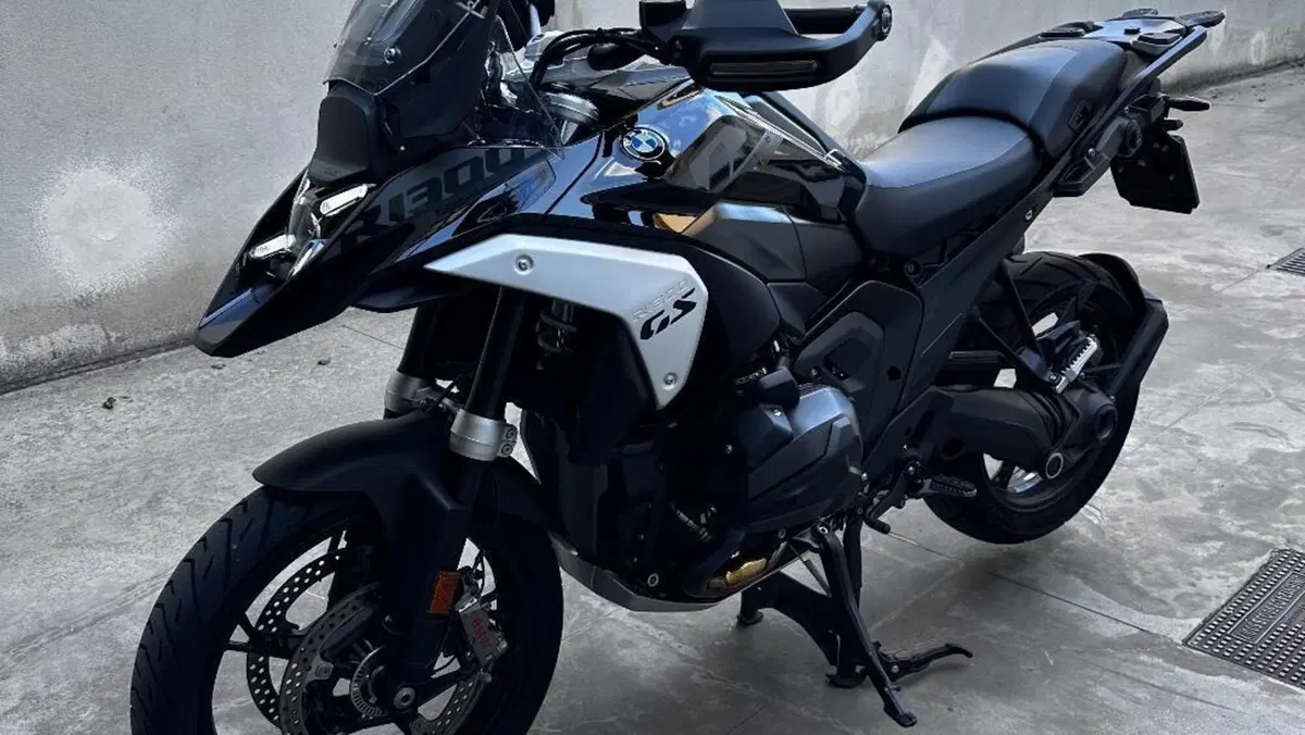 Bmw R 1300 GS Triple Black (2023 - 26)  (6)