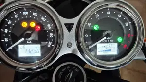 Triumph Bonneville T120 (2016 - 20)  (3)