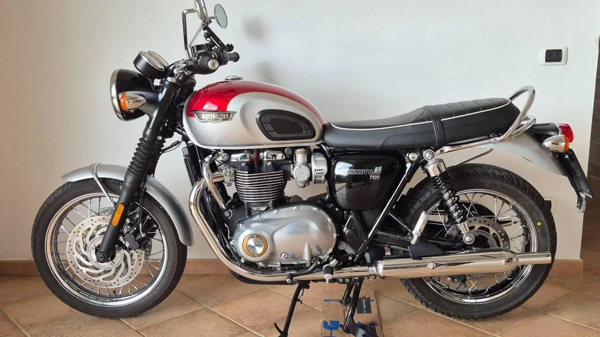 Triumph Bonneville T120 (2016 - 20) 