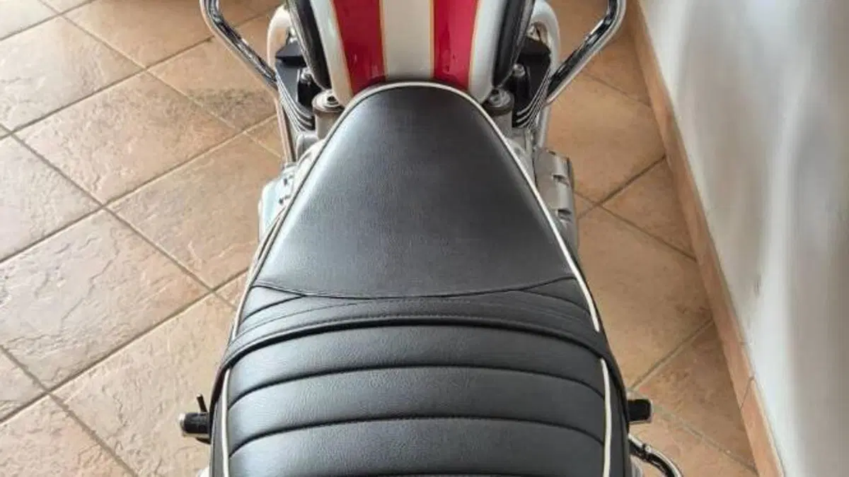 Triumph Bonneville T120 (2016 - 20)  (10)