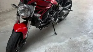 Ducati Monster 821 ABS (2014 - 17)  (2)