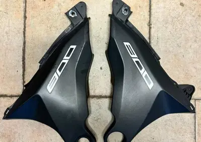 Plastiche copri telaio dx/sx Kawasaki Z800 2012/20 - Annuncio 10129261