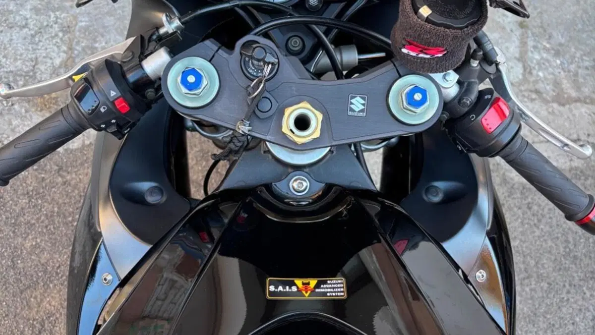 Suzuki GSX R 750 (2006 - 07)  (3)