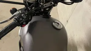 Triumph Bonneville T120 Black (2017 - 20)  (3)