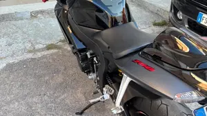 Suzuki GSX R 750 (2006 - 07)  (4)