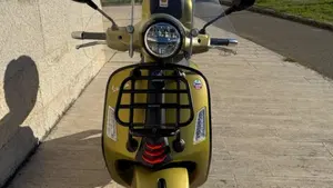 Vespa GTS 300 Super Sport Hpe (2021 - 22)  (3)