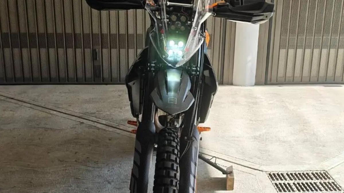 KTM 690 Enduro R (2026 - 27)  (6)