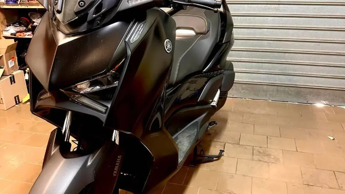 Yamaha X-Max 300 Tech Max (2021 - 24)  (6)