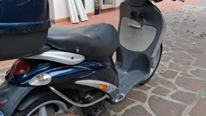 Piaggio Liberty S 125 (2006 - 11)  (4)