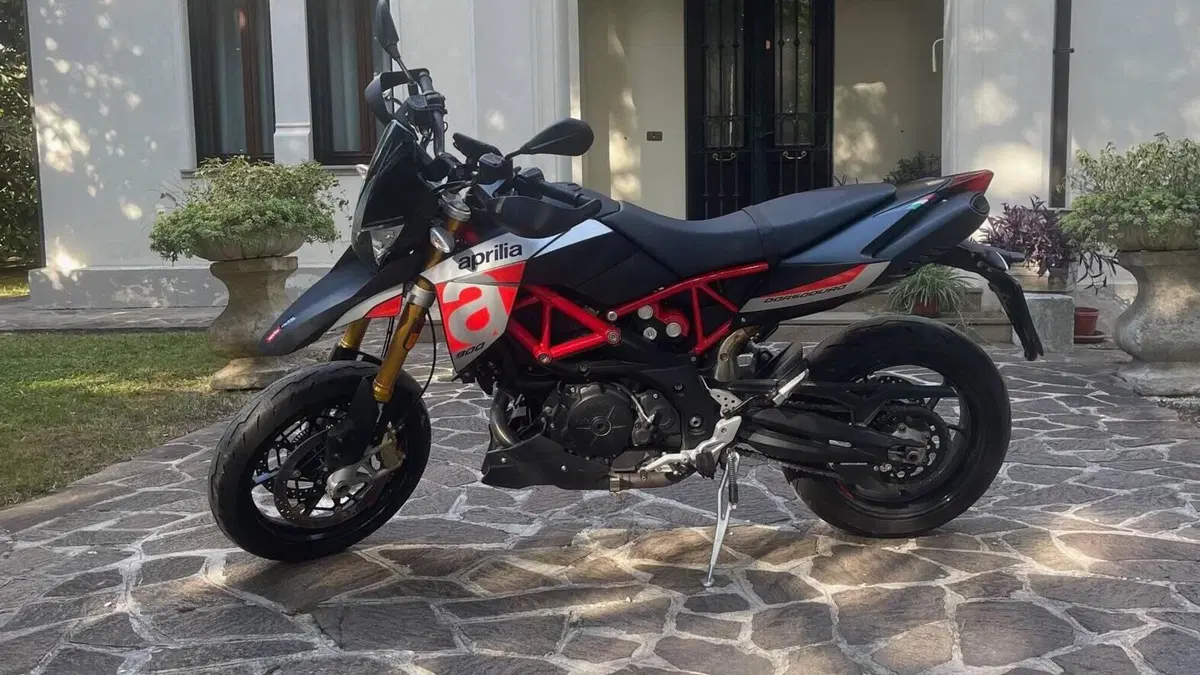 Aprilia Dorsoduro 900 (2017 - 20) 