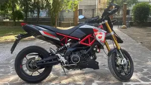 Aprilia Dorsoduro 900 (2017 - 20)  (5)