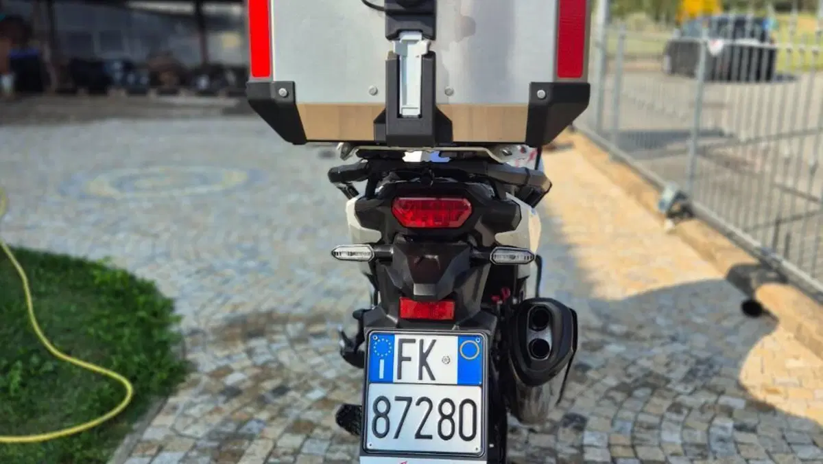 Honda Africa Twin CRF 1100L ES (2024 - 26)  (11)