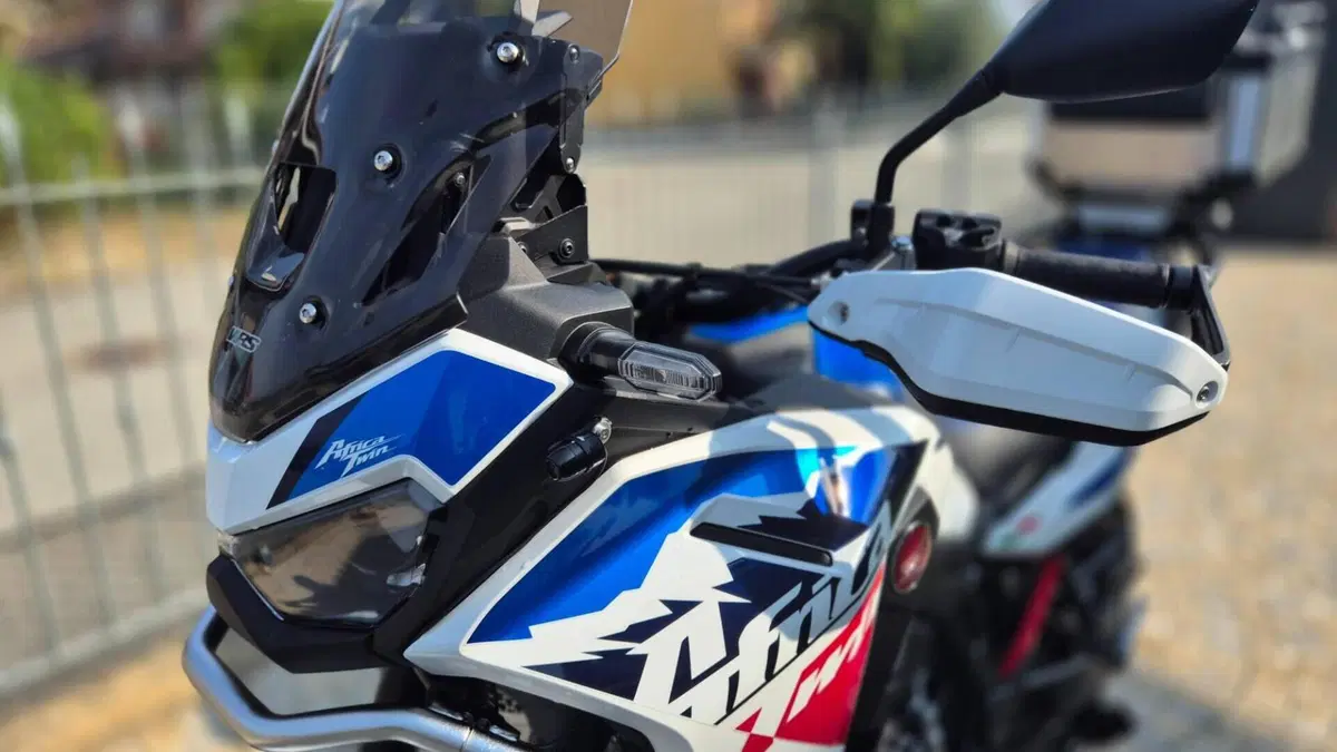 Honda Africa Twin CRF 1100L ES (2024 - 26)  (14)
