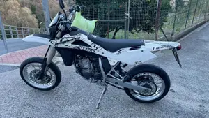 Husqvarna SM 125 (2009)  (2)