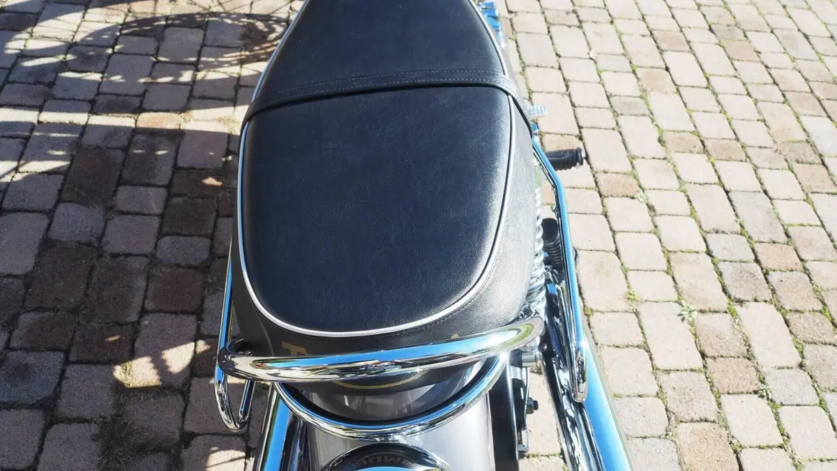 Triumph Bonneville T100 (2008 - 16)  (8)