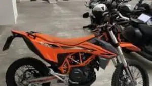 KTM 690 Enduro R (2022 - 25)  (2)