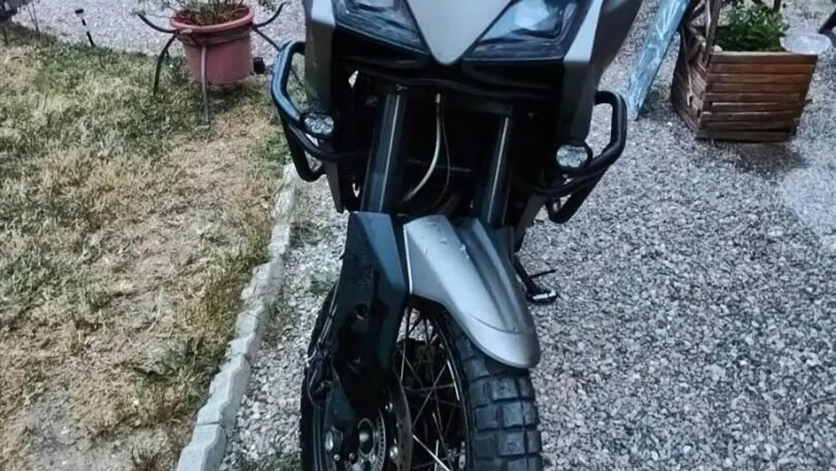 Moto Morini X-Cape 650 (2021 - 26)  (4)