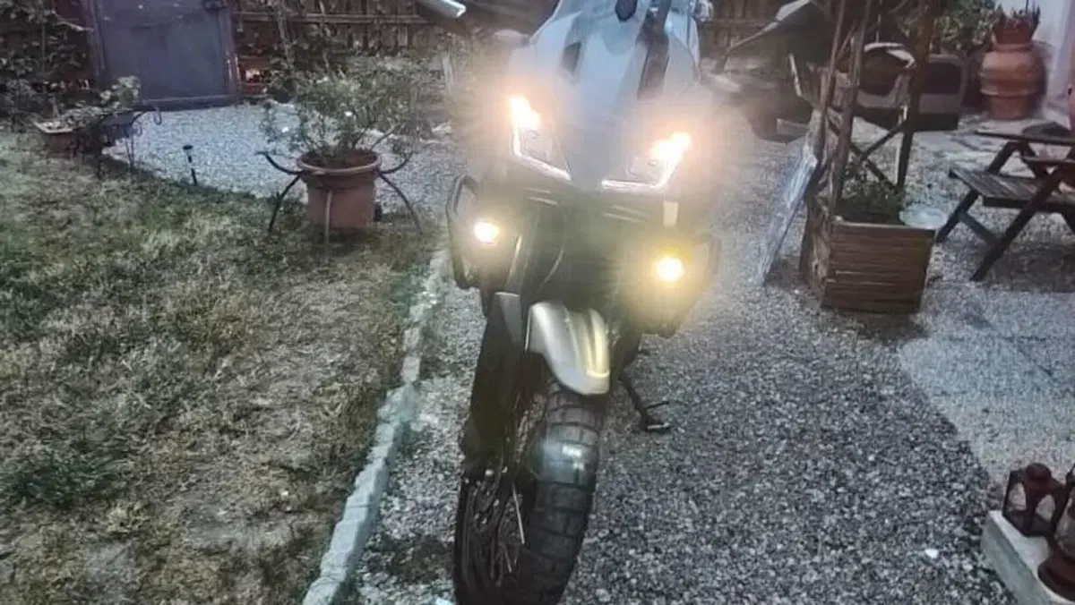 Moto Morini X-Cape 650 (2021 - 26)  (5)